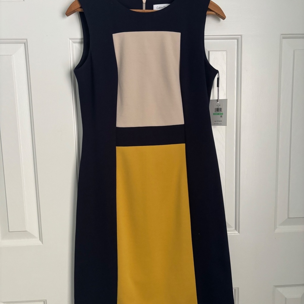 NWT Calvin Klein color block size 8